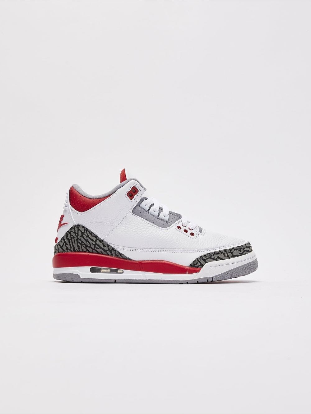 NIKE Jordan air 3 retro fire red size 6Y